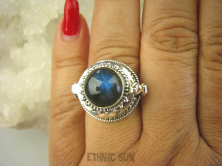 bpe8074 Biżuteria Orientalna Piękny Sekretnik UNIKAT !!! Otwierany Pierścień na zdjęcia Labradoryt Spektrolit - kamień Zorzy Polarnej r.17 Srebro 925 #