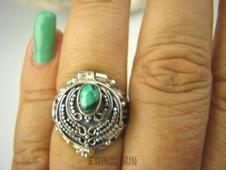 bpe8247 Bogato Zdobiony Piękny Sekretnik UNIKAT !!! Otwierany Pierścień na zdjęcia lub marzenia Zielony Malachit r.16 Srebro 925 #