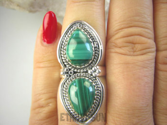 bpe8946 Biżuteria Egzotyczna !!! Cudowny Długi 3.9 cm Pierścionek Pierścień MALACHIT - pobudza kreatywność r.14/ r.15 Srebro 925 #