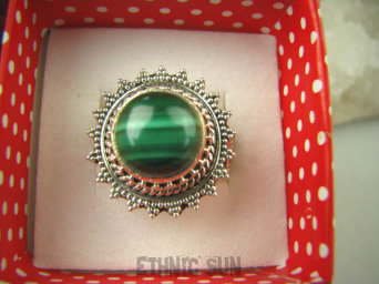 bpe6549 Biżuteria Egzotyczna !!! PIĘKNY PIERŚCIEŃ ZIELONY MALACHIT - pobudza kreatywność r.16 Srebro 925 #