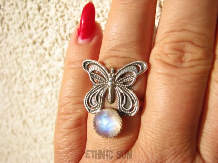 bpe9053 CUDO FILIGRAN! Ażurowy MOTYL - Symbol Miłości Szczęścia i Radości Pierścień, Pierścionek Kamień Księżycowy r.18 Srebro 925