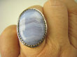 bpe6830 Egzotyczny Pierścień KORONKOWY AGAT BLUE LACE kamień spokoju i pozytywnego myślenia idealny na STRES, CHOROBY OCZU, USZU UKOJENIE DUSZY r.18 Srebro 925 # - 7