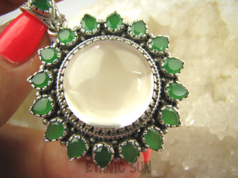 bwee2266 LUKSUSOWO PIĘKNY KLEJNOT Kunsztowny Wisior KRYSZTAŁ GÓRSKI - odpromiennik, Zielony Onyks Srebro 925 #