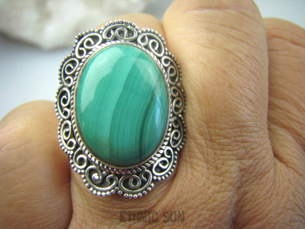 bpe5949 Piękność  zielony MALACHIT W KORONKACH !!!! Baśniowo Piękny DUŻY 3,1 cm Pierścień z Malachitem zielony MALACHIT r.17/ r.18 Srebro 925 #