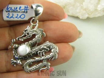 bwee2220 Przepiękny Wisior Smoczysko symbol MĄDROŚCI I OCHRONY SMOK - Mocny AMULET na POMYŚLNOŚĆ I SIŁĘ, naturalna Perła Hodowlana, Perły SREBRO 925 #