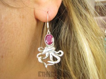 bkee1109 Figlarne i przepiękne Ośmiorniczki cudowne kolczyki Ośmiornica - symbolizuje kreatywność, Rubin Indyjski Rubiny SREBRO 925