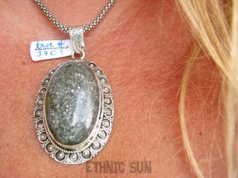 bwe3701 Rzadkość ALE SIĘ ISKRZY GWIAZDAMI Piękny DUŻY 19g!  Wisior UNIKAT Czarny Kamień Słoneczny Mieniący się na srebrzysto Srebro 925 #