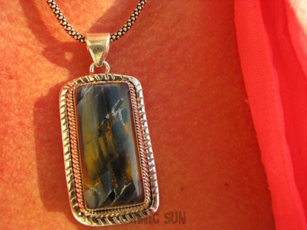 bwe2826 RZADKOŚĆ !!! Piękny UNIKAT Długi Wisior Iskrzący PIETERSYT z Namibii - Kamień Burzy lśniące Srebro 925 #