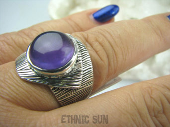 bpe5879 Cudny wzór  Pierścień fioletowy Ametyst - kamień mądrości r.19 Srebro 925 #