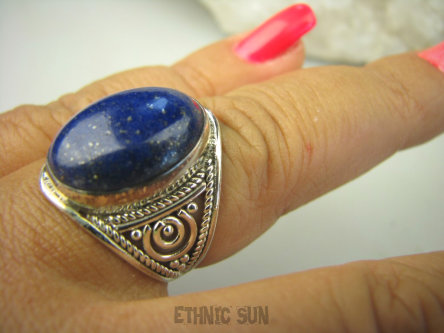 bpe8197 Delikatny Pierścień z Lapis Lazuli - strażnik prawdy i mądrości r.18 ażurowa obrączka Srebro 925